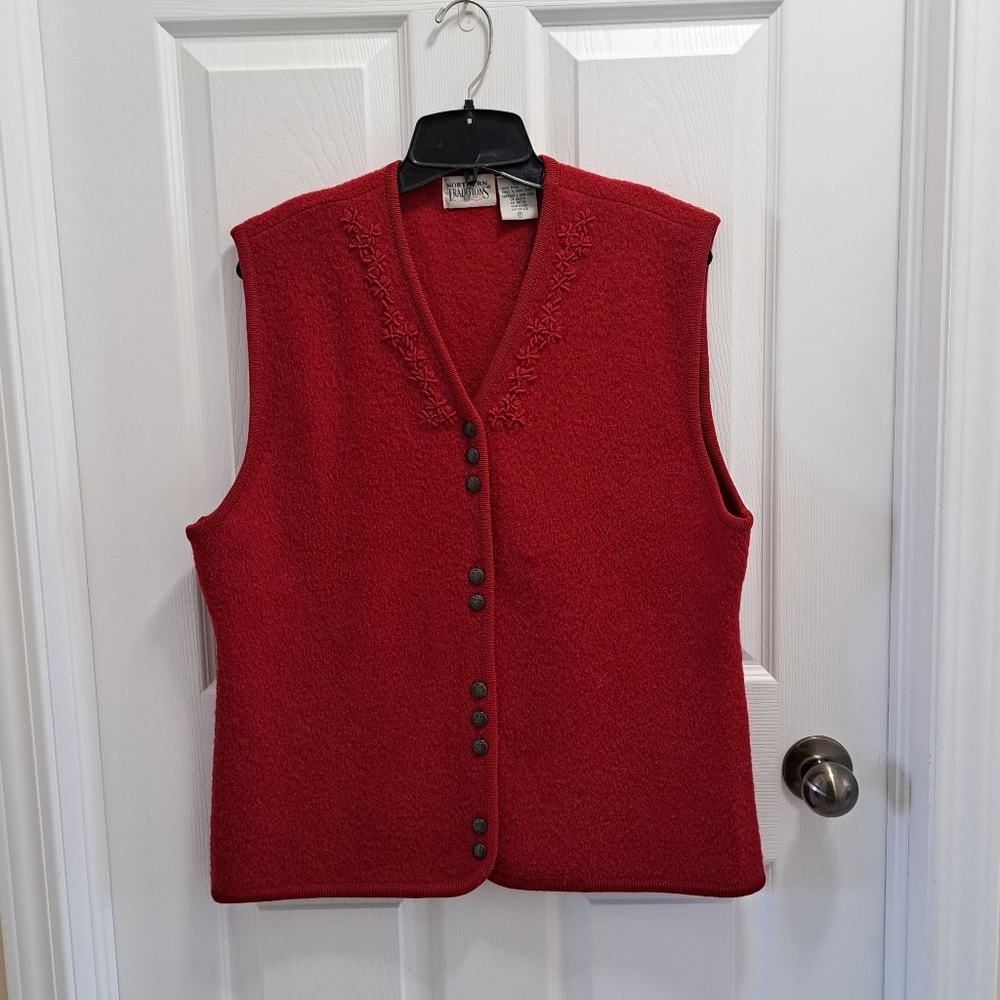 Northern Traditions Red Vest Embroidered Women's Size XL Buttons Wool Vintage